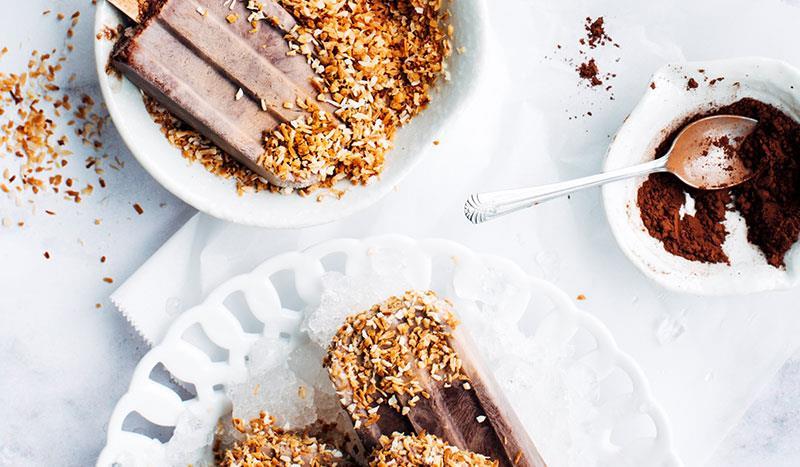 Gelato on a stick and gelato biscuits